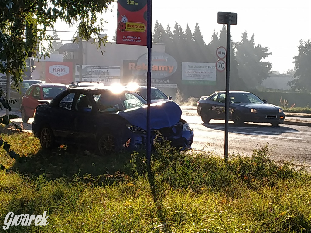 Osada Jana. Zderzenie subaru i citroena