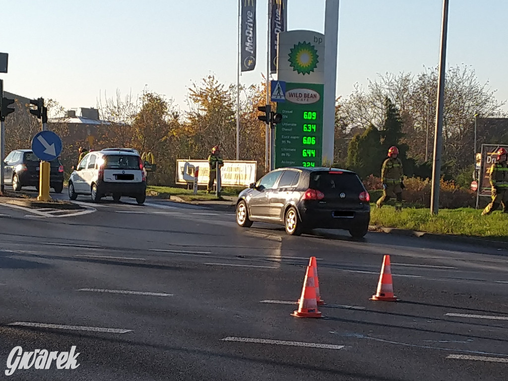 Osada Jana. Zderzenie subaru i citroena