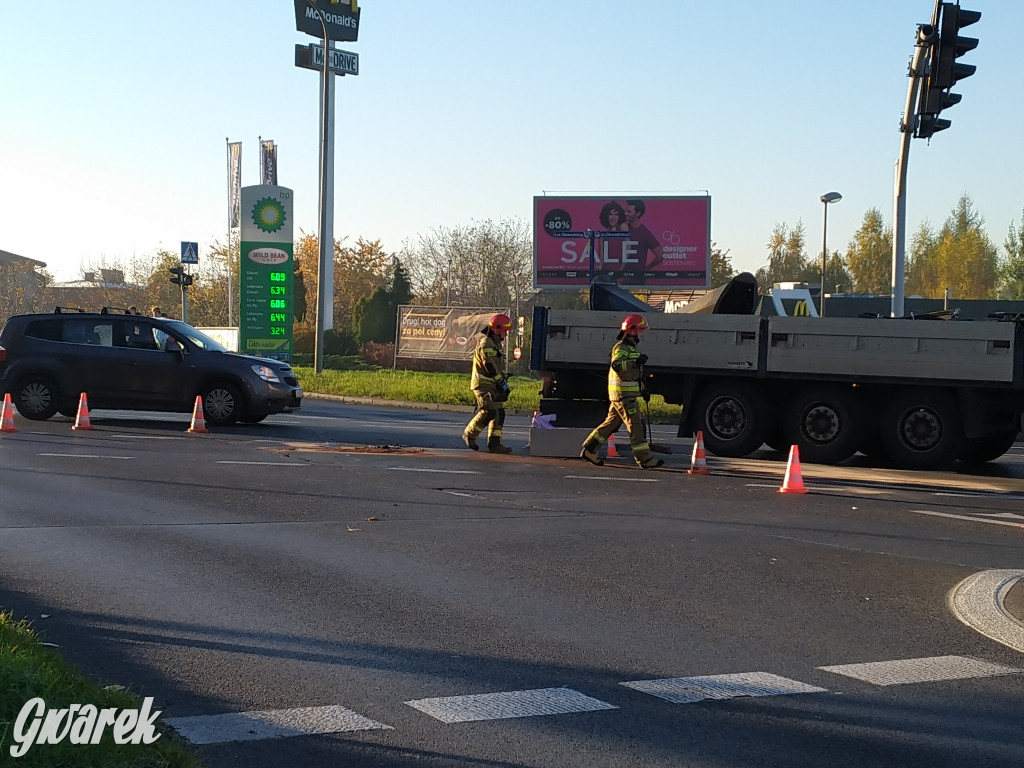 Osada Jana. Zderzenie subaru i citroena