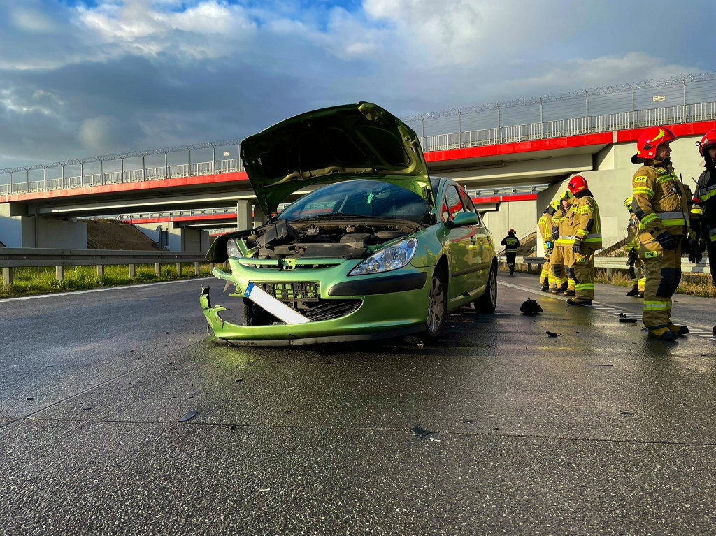 Wypadek w Celinach, kolizja na A1 przy lotnisku