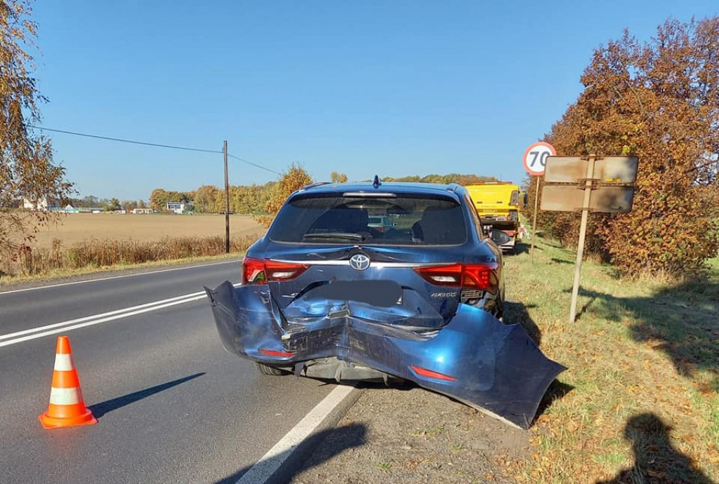 Wypadek na Tarnogórskiej. Dwie panie trafiły do szpitala