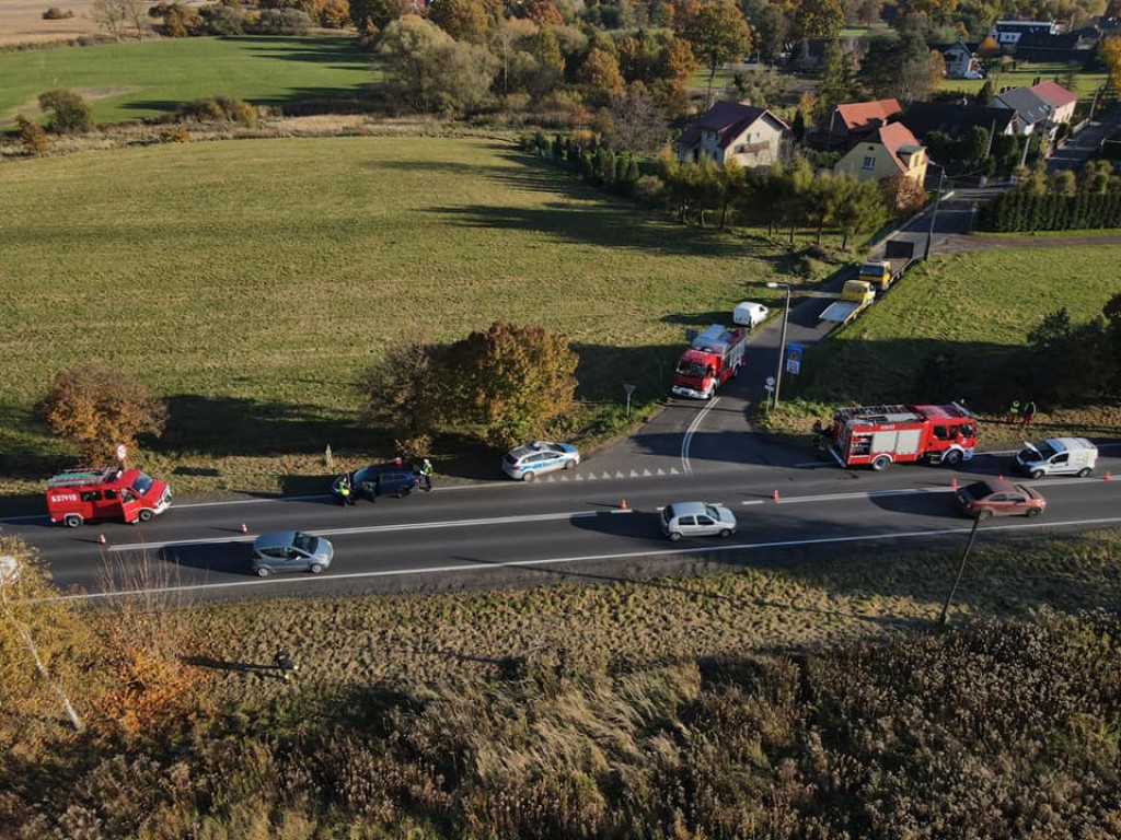Wypadek na Tarnogórskiej. Dwie panie trafiły do szpitala