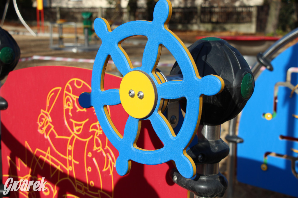 Tarnowskie Góry. Jeden plac zabaw prawie gotowy