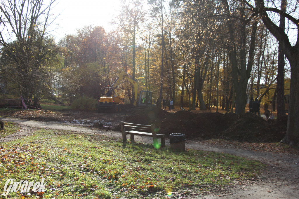 Tarnowskie Góry. Jeden plac zabaw prawie gotowy