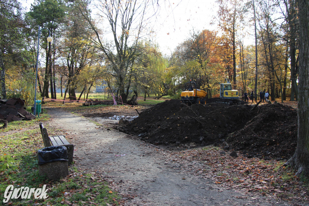 Tarnowskie Góry. Jeden plac zabaw prawie gotowy
