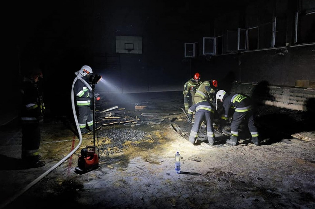 Pożar w szkolnej sali gimnastycznej