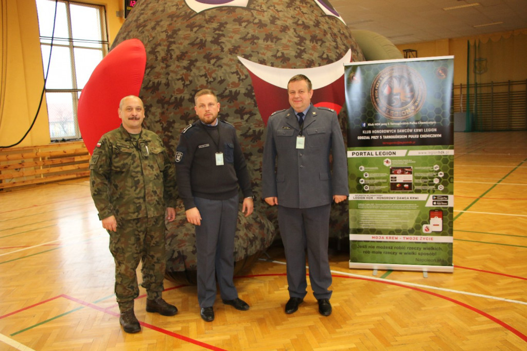 Akcja w koszarach. Oddali krew