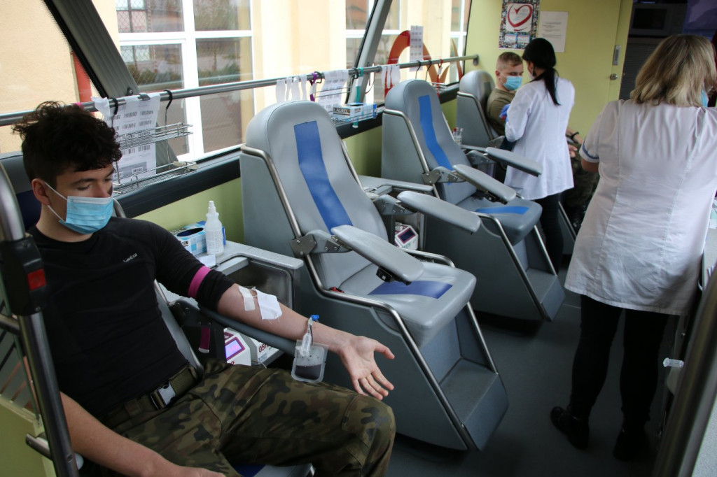 Akcja w koszarach. Oddali krew