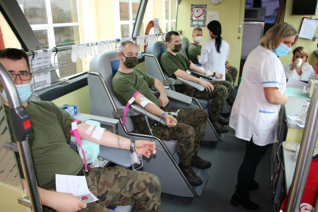 Akcja w koszarach. Oddali krew