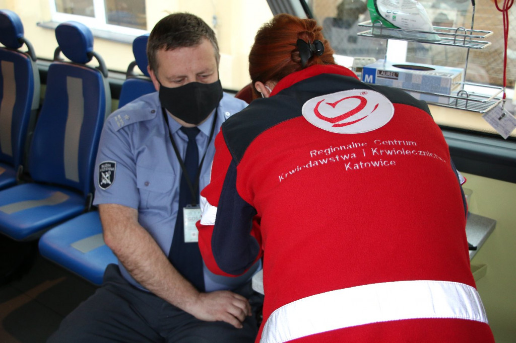 Akcja w koszarach. Oddali krew