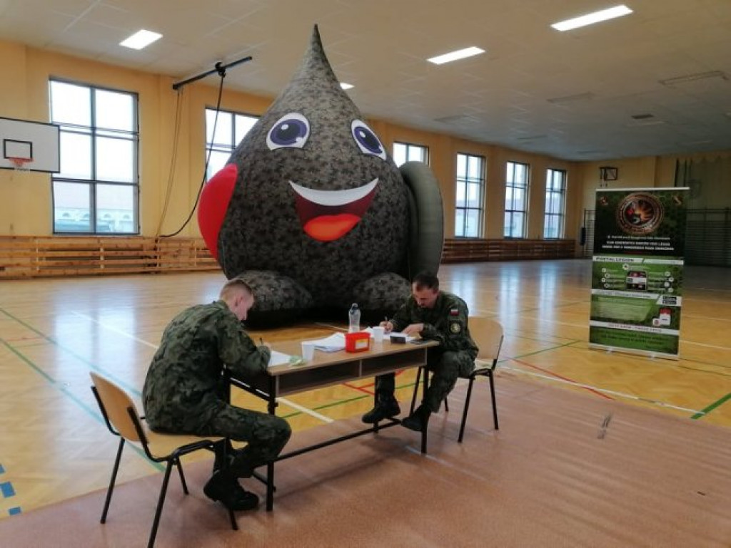 Akcja w koszarach. Oddali krew