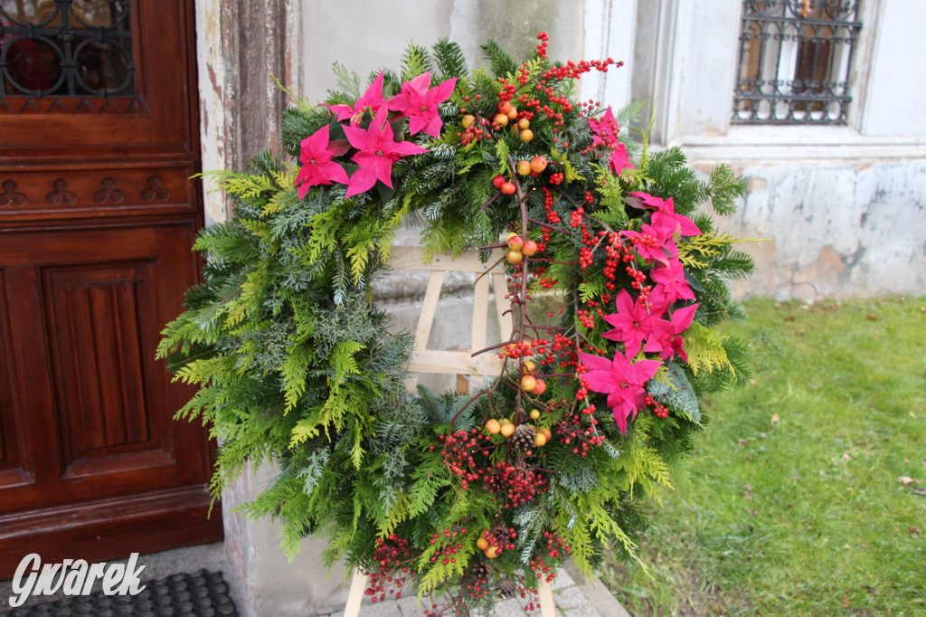Wieńce adwentowe i nie tylko. Florystyczne cuda w CEKUŚ