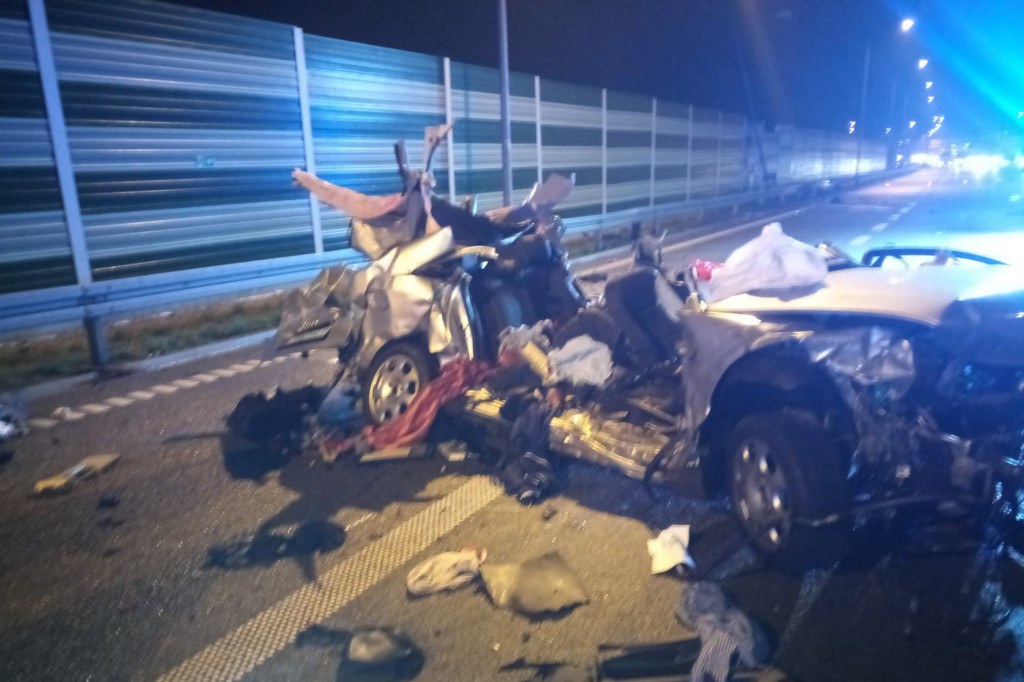 Tragiczny wypadek na autostradzie A1, nie żyją 2 osoby