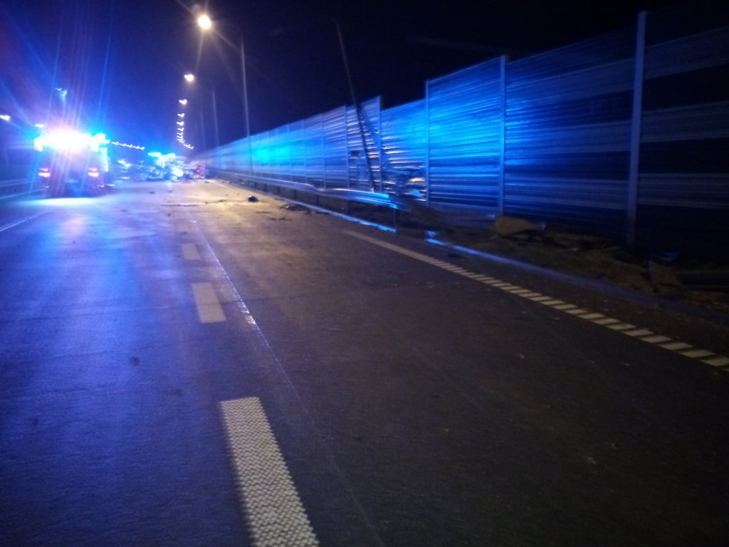Tragiczny wypadek na autostradzie A1, nie żyją 2 osoby