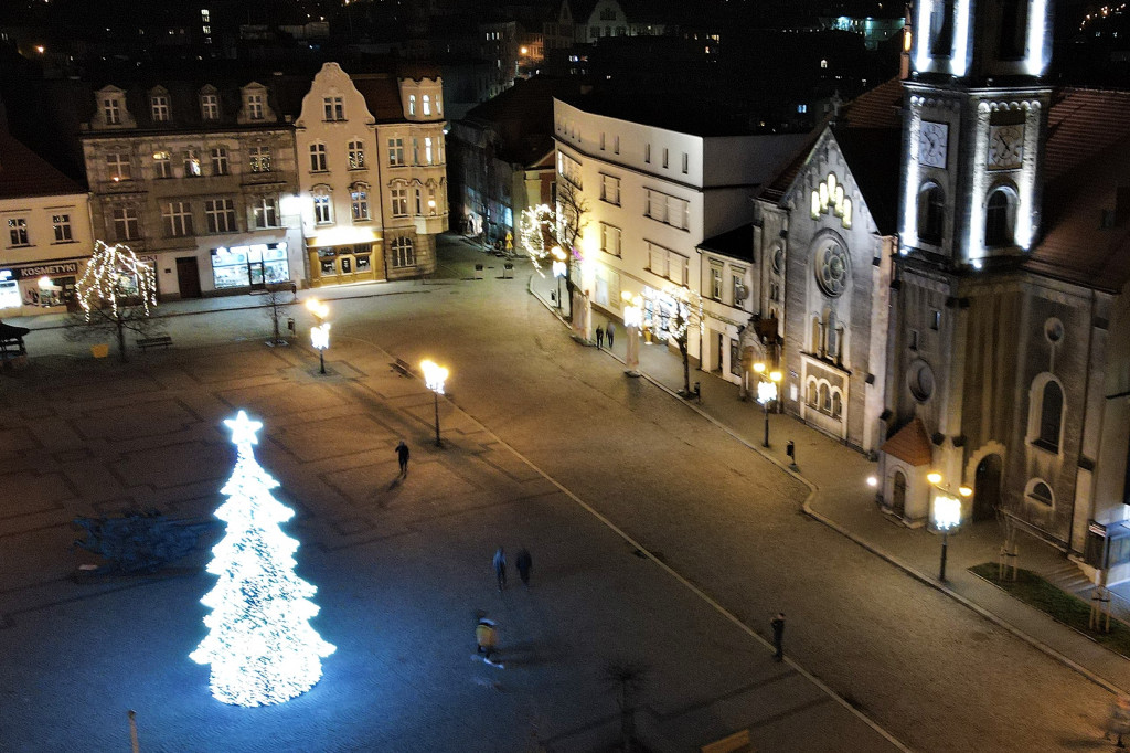 Tarnowskie Góry. Rynek gotowy na Boże Narodzenie