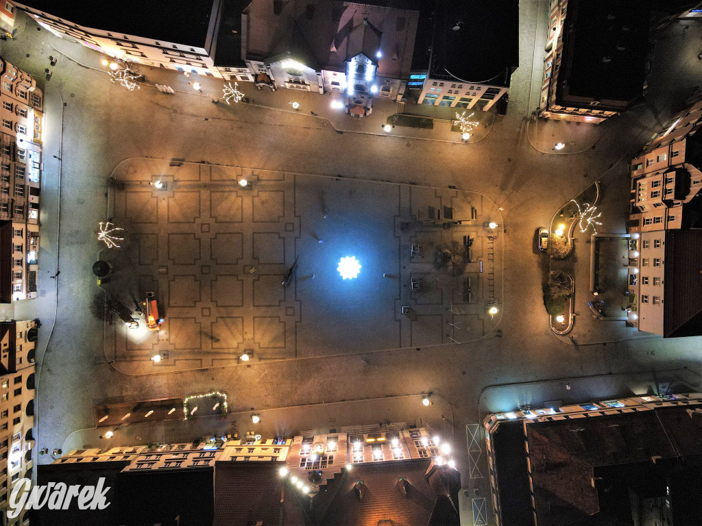 Tarnowskie Góry. Rynek gotowy na Boże Narodzenie