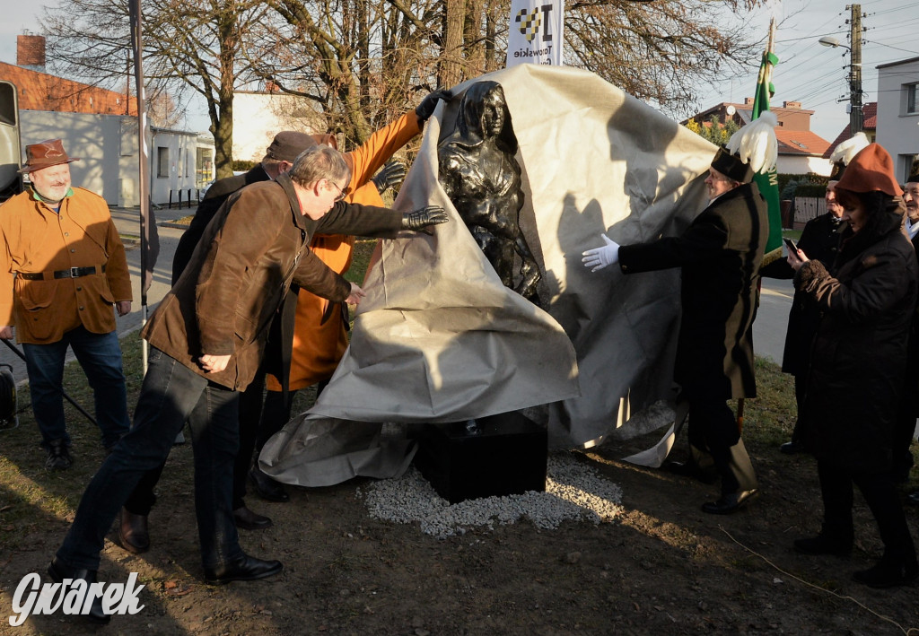 Tarnowskie Góry. Figura gwarka oficjalnie odsłonięta