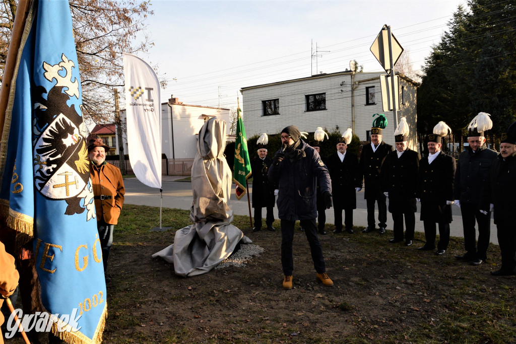 Tarnowskie Góry. Figura gwarka oficjalnie odsłonięta