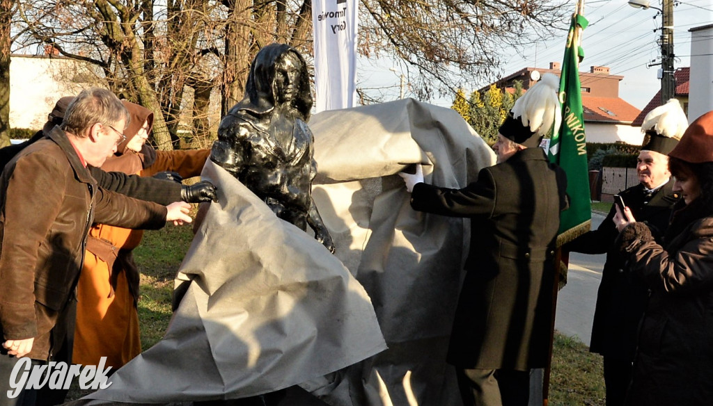 Tarnowskie Góry. Figura gwarka oficjalnie odsłonięta
