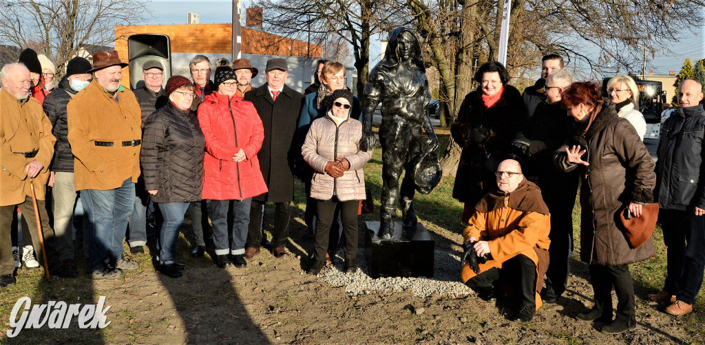 Tarnowskie Góry. Figura gwarka oficjalnie odsłonięta