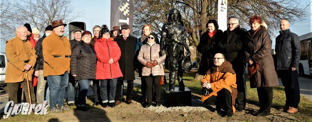 Tarnowskie Góry. Figura gwarka oficjalnie odsłonięta