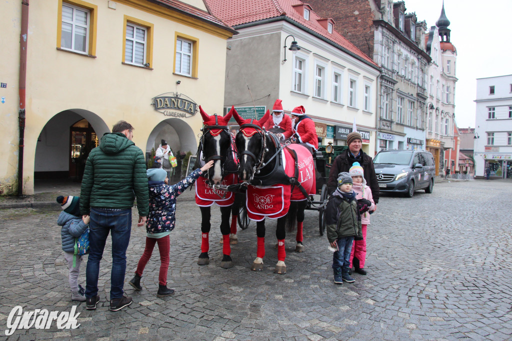 2 tysiące upominków. Dzieło Świętego Mikołaja w akcji