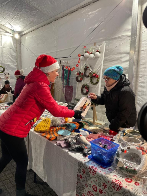 Karuzela, rękodzieło, przysmaki. Jarmark w Piekarach Śląskich