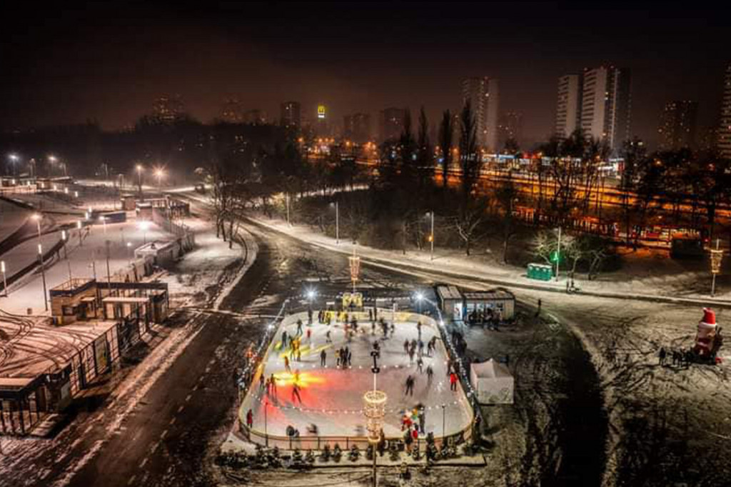 Lodowisko przy Stadionie Śląskim. Wstęp za 1 zł