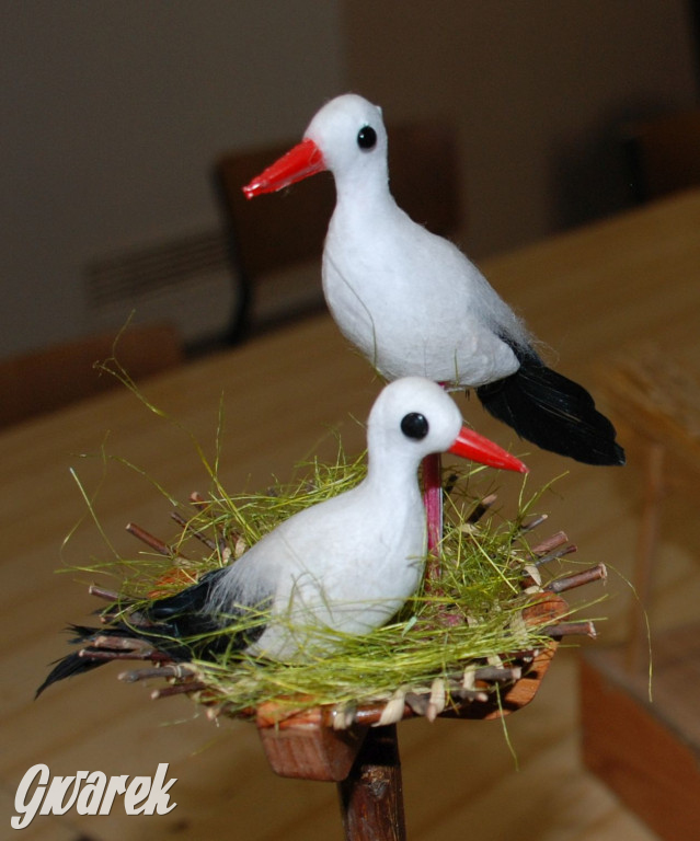 Budowa ruchomej szopki w Orzechu