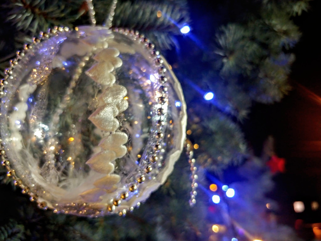 Wspólne strojenie choinki w Orzechu