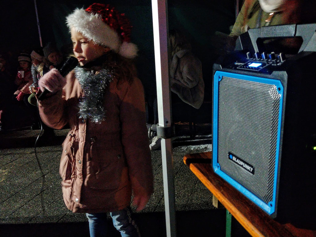 Wspólne strojenie choinki w Orzechu