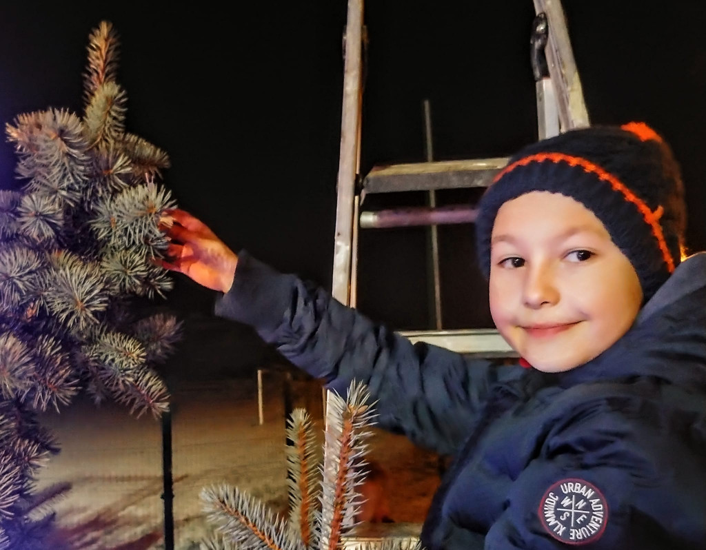 Wspólne strojenie choinki w Orzechu