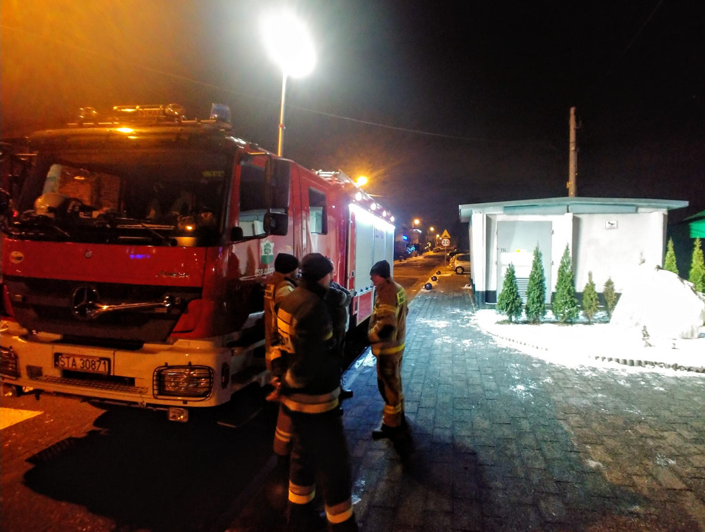 Wspólne strojenie choinki w Orzechu