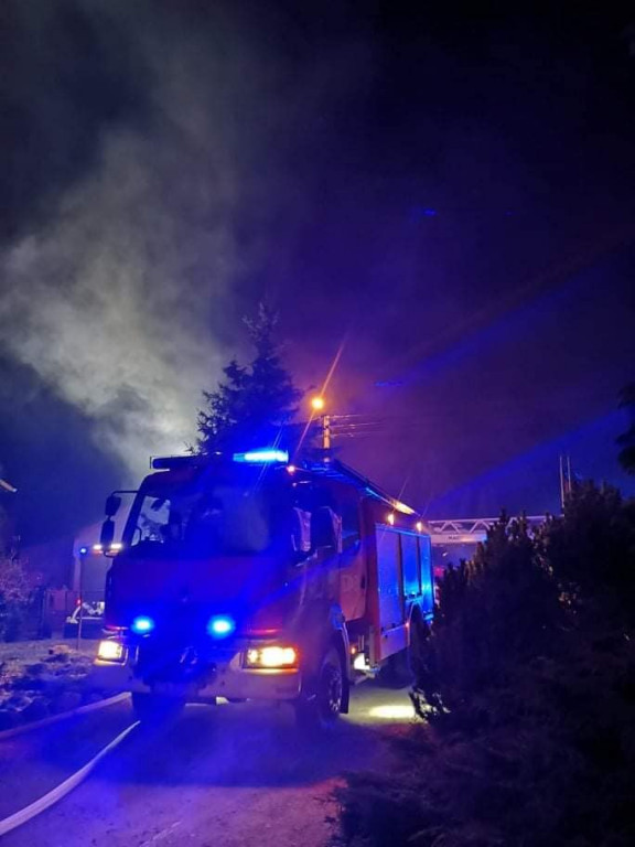 Pożar w stolarni, 7 zastępów w akcji