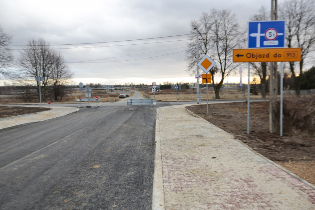 Kolej do Pyrzowic. Budowa wiaduktu i nowa organizacja ruchu