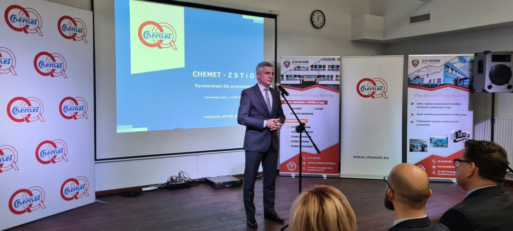 Umowa między Chemetem i Mechanikiem podpisana