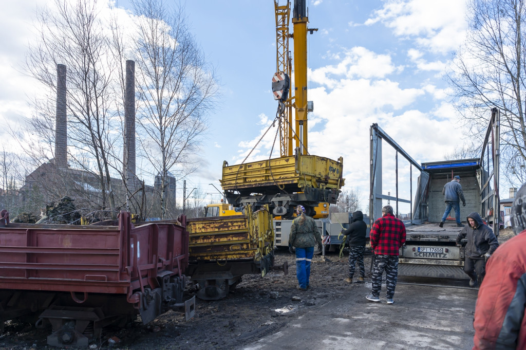 Wagony ze śląskich kopalni na wąskich torach