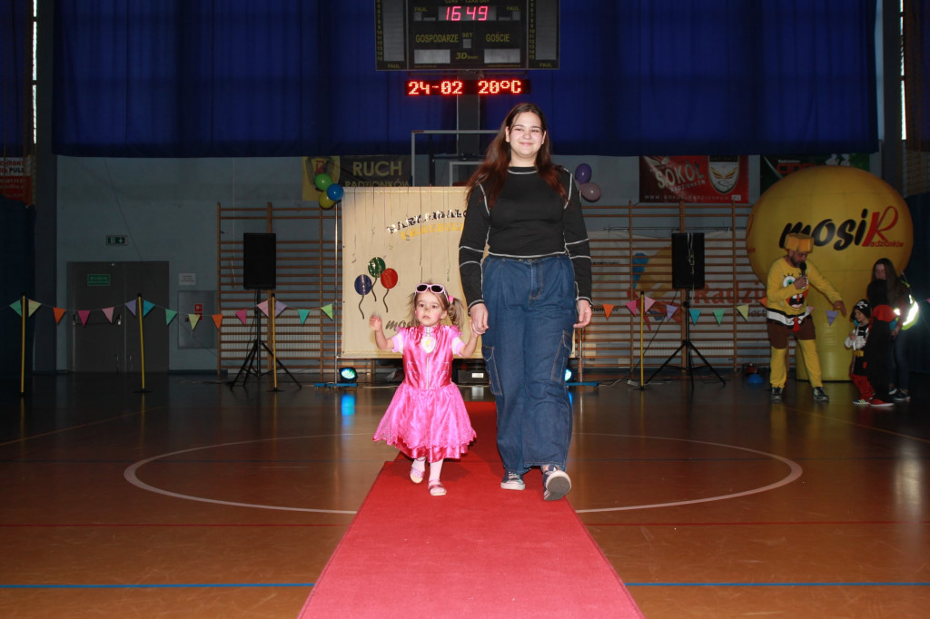 Karnawałowy bal przebierańców w Radzionkowie