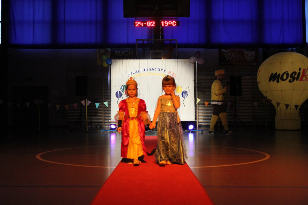 Karnawałowy bal przebierańców w Radzionkowie