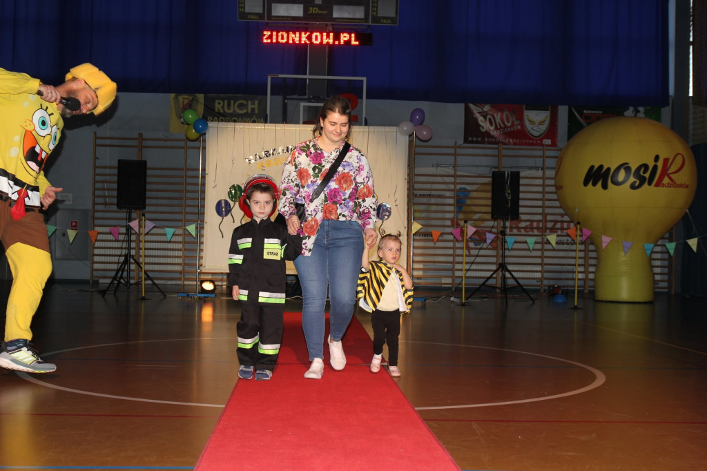 Karnawałowy bal przebierańców w Radzionkowie