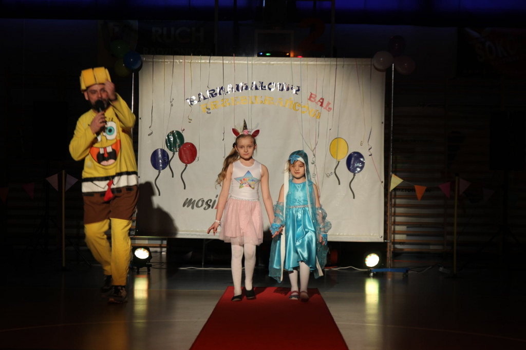 Karnawałowy bal przebierańców w Radzionkowie