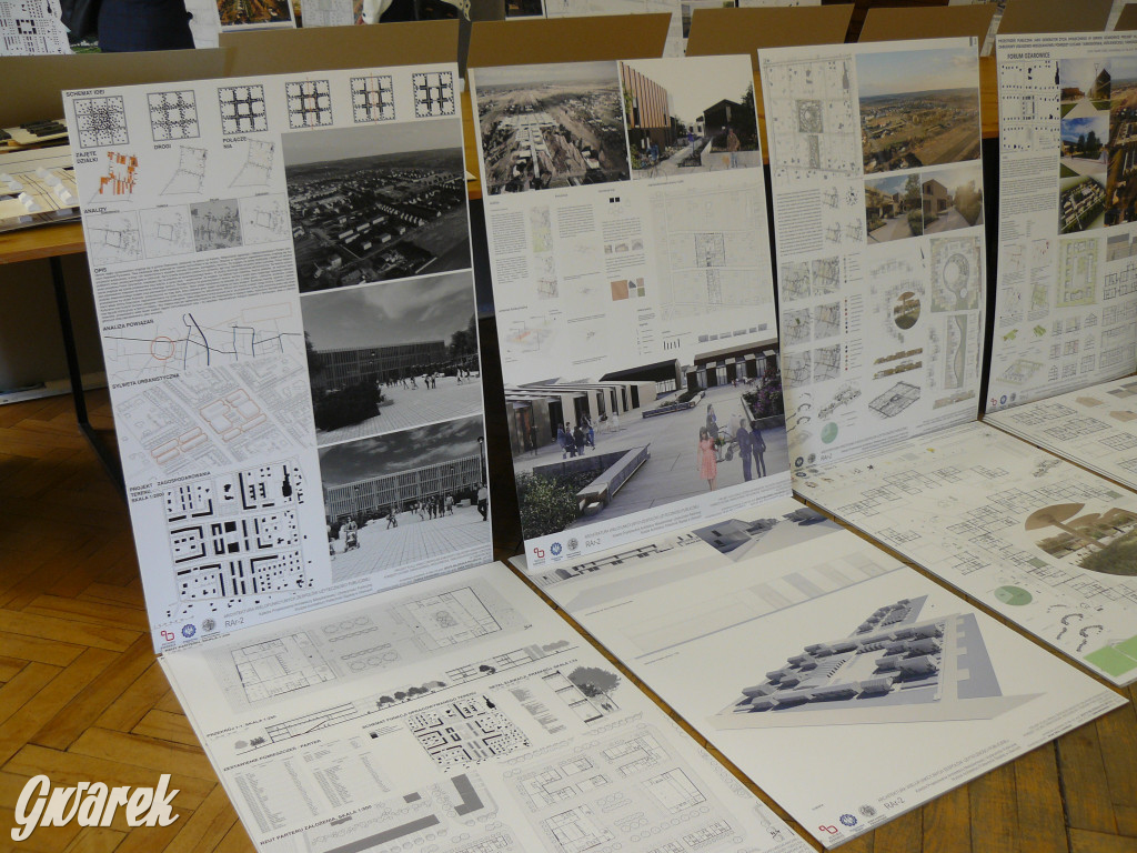 Koncepcje rynku i deptaka w Ożarowicach