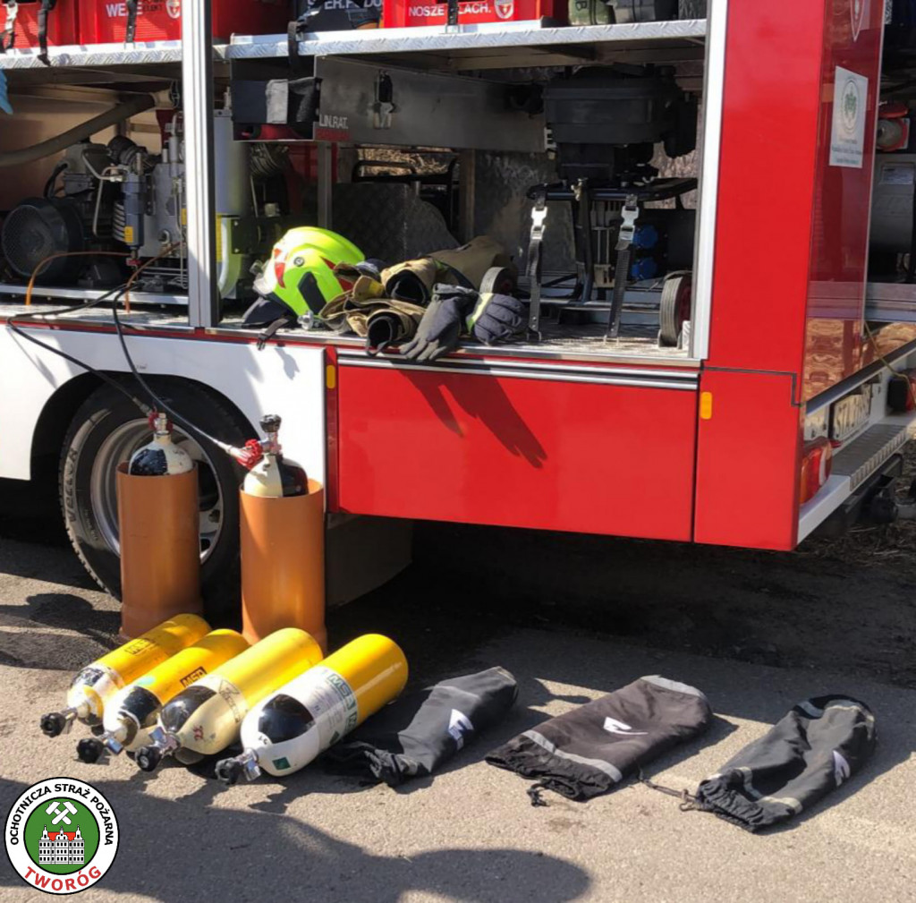 Dom jednorodzinny doszczętnie spłonął