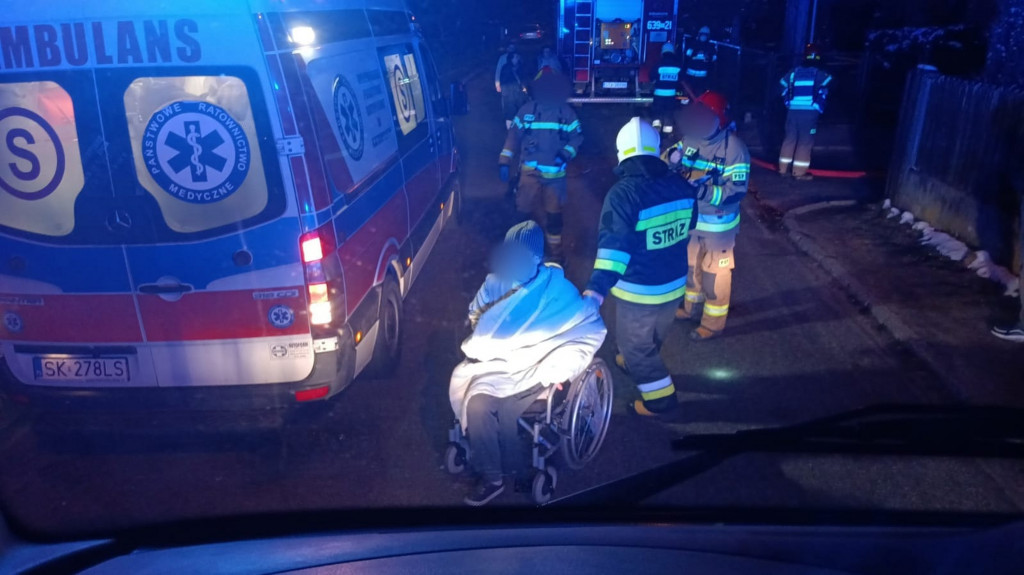 Pożar w Tworogu. Ewakuacja 9 osób