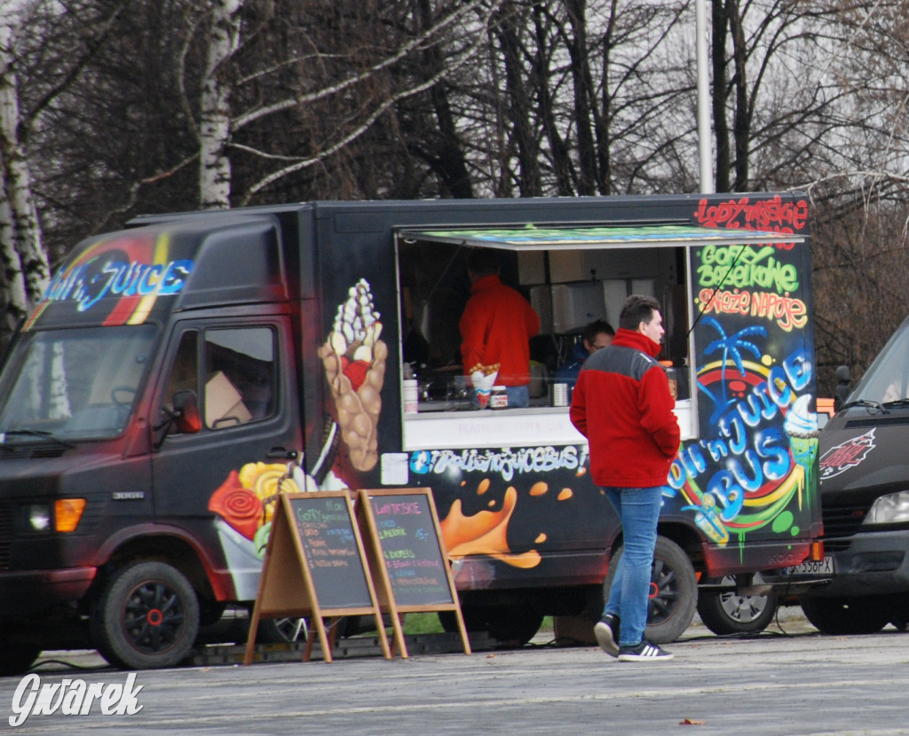 Food trucki pod kopcem