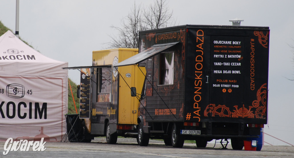 Food trucki pod kopcem
