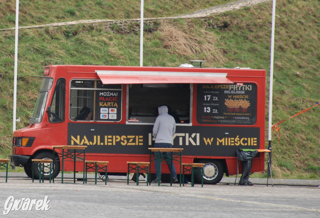 Food trucki pod kopcem