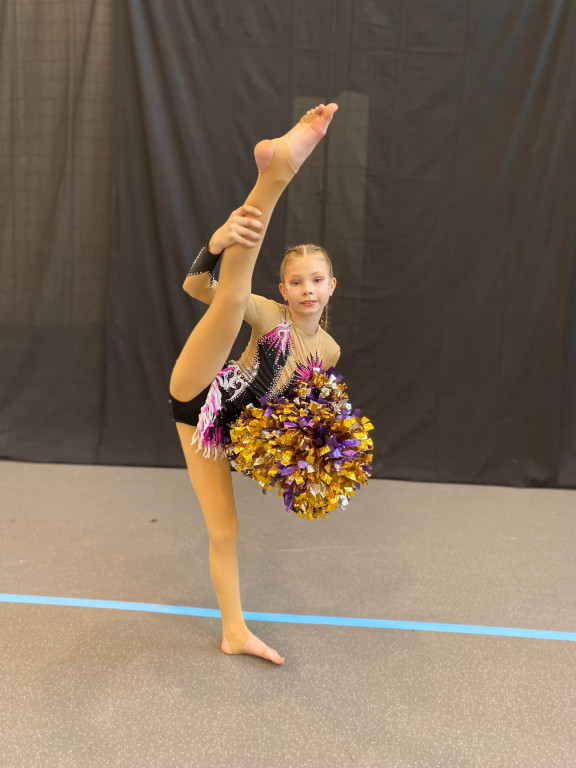 Sukces piekarskiego klubu mażoretek Azaria