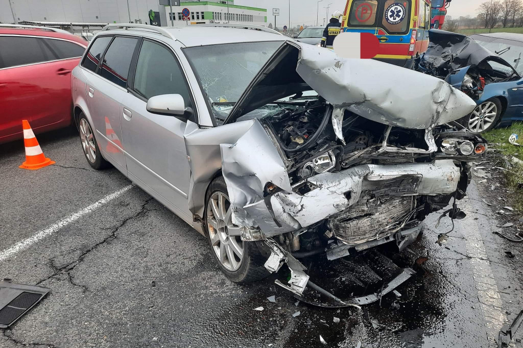 Szałsza. BMW uderzyło w audi