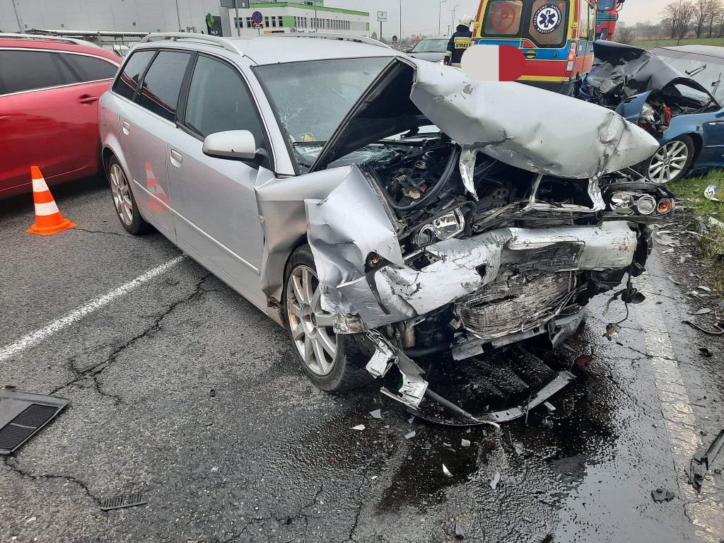 Szałsza. BMW uderzyło w audi